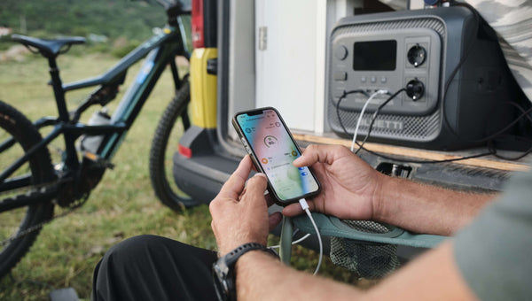 Smart Power Management for Off-Grid Motorhome Travel